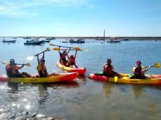 Acantilados que entran el en mar