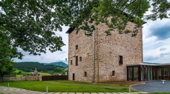 Torre Zumeltzegi  Torre Zumeltzegi