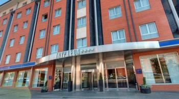 Hotel Tryp