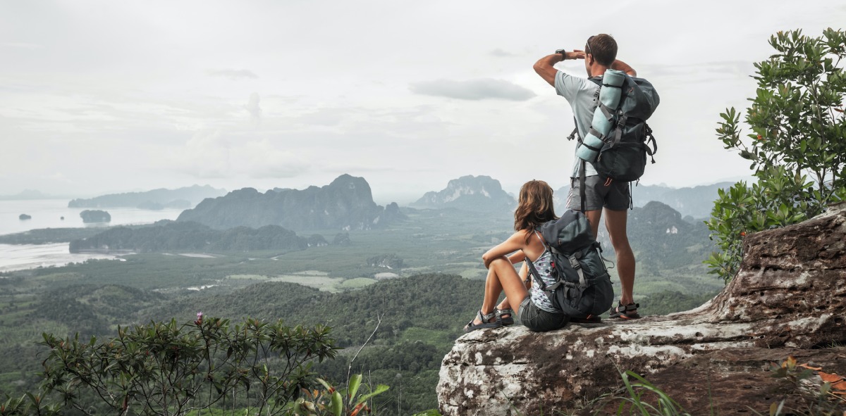 Día de ruta de senderismo, disfrutando de la naturaleza