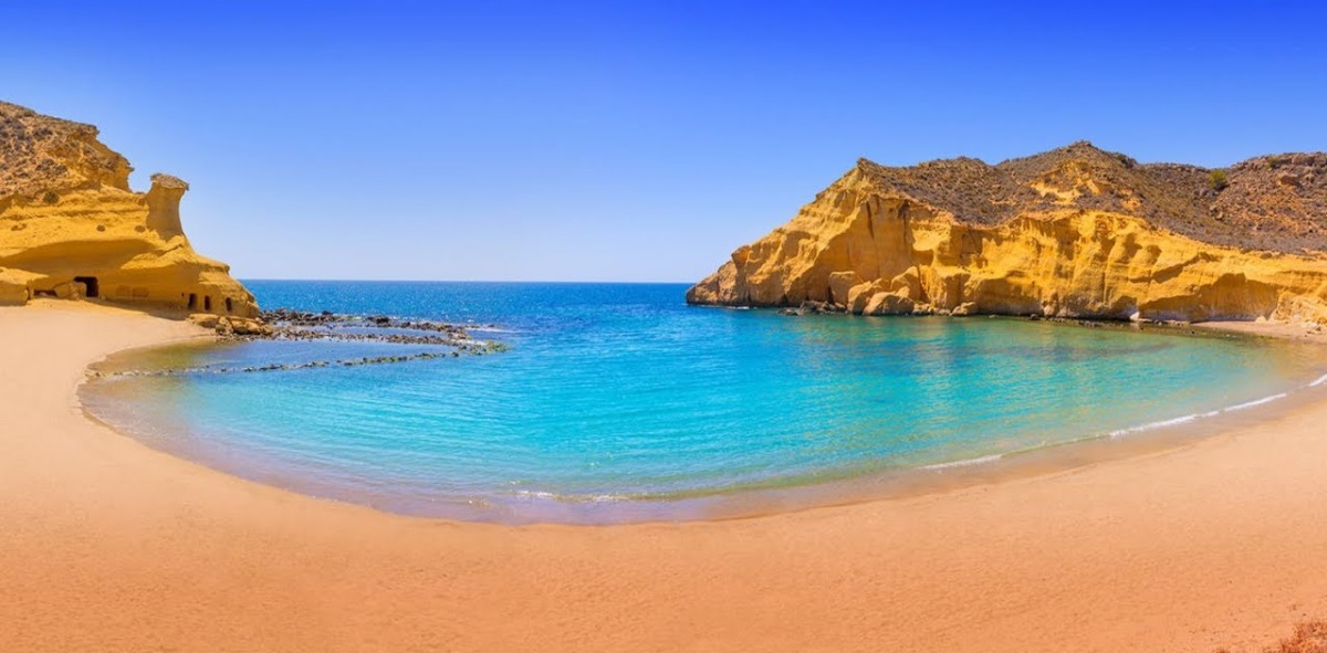 Aguilas
