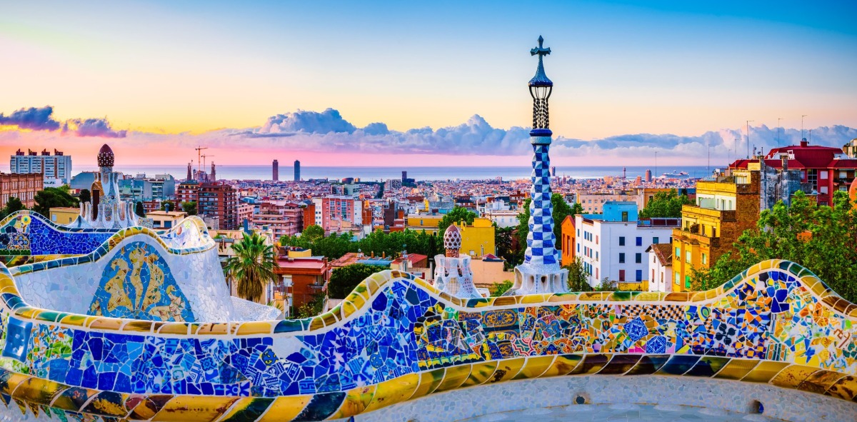 Panorámica de la ciudad de Barcelona, desde el parque Güell