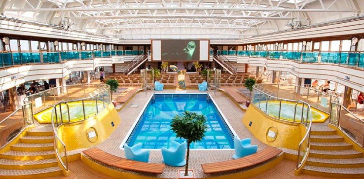 Costa Luminosa