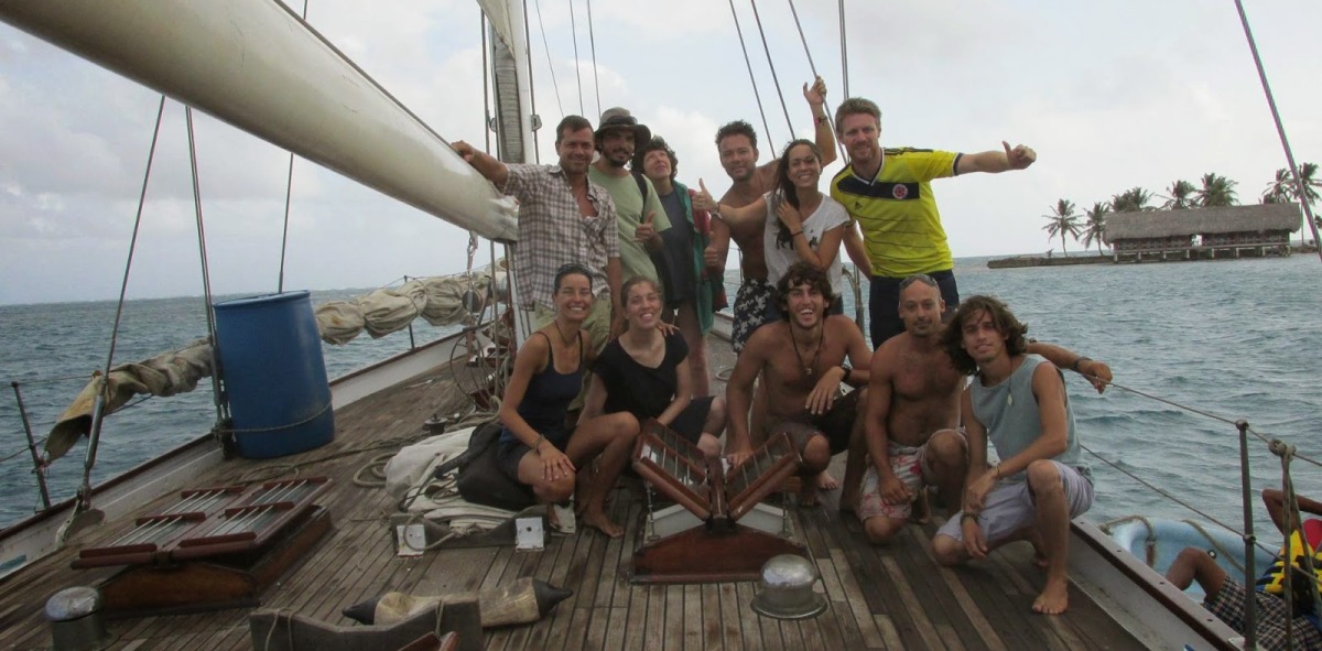 Grecia en Velero con singles