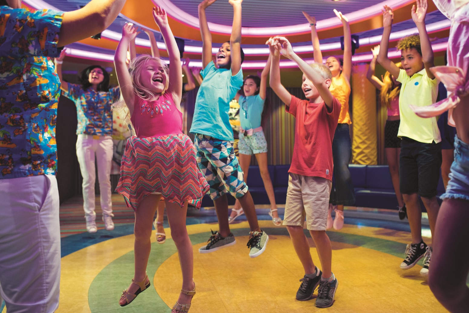 niños en crucero