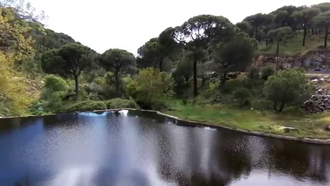Presa en zona recreativa La Pililla en El Hoyo de Pinares