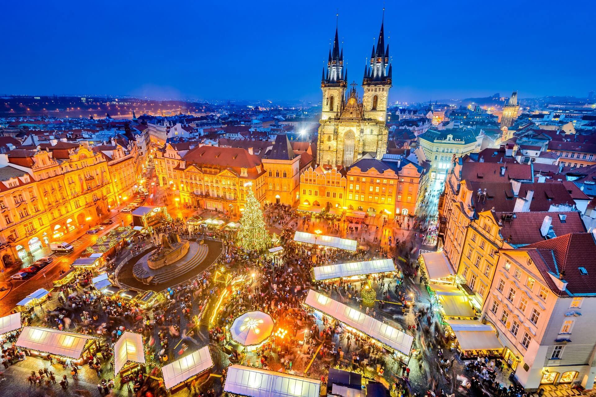 Praga iluminada en navidad
