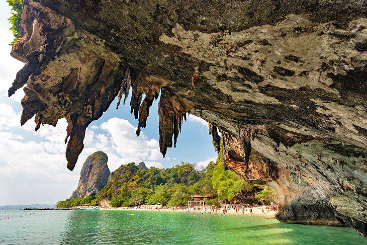 Nang Cave Beach,