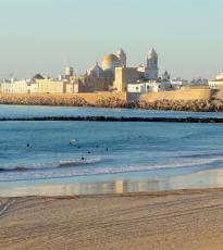 Playa de la Victoria y Catedral